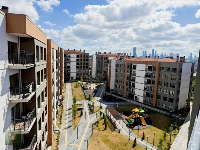 KAPITHNE HİZMET SİTESİ 2+1 SATILIK BORÇSUZ KÖŞE DAİRE