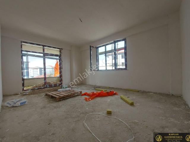 Kaplan Gayrimenkul’den Emek Mah. Albayrak Bulvarı Yakını Özel Garajlı 3+1 135 M² Satılık Daire