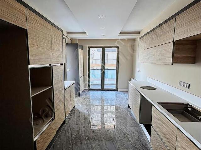 Kartaltepe Avm Konutlarında Satılık Lüx 4+1 Daire