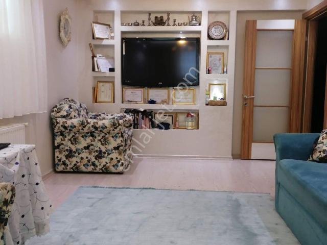 Kartaltepe Asansörlü 10 Yıllık Yarı Bodrum 3+1 Uygun Fiyat