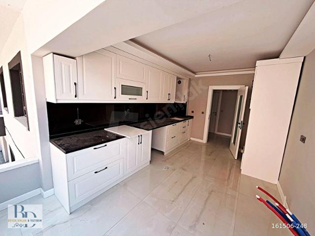 KARTALTEPE'DE ASANSÖRLÜ SIFIR BİNA! OTURUMA HAZIR 3+1 LÜX DAİRE!