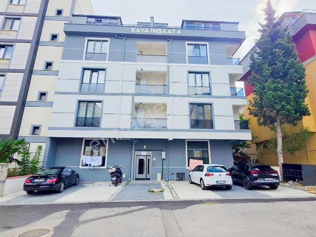 Kartal Esentepede Yeni Binada 60 M² Ebeveyn Banyolu Kiralık