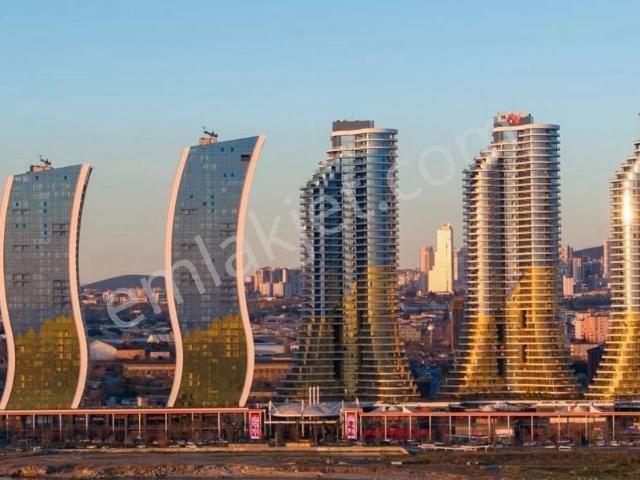 Kartal Kordonboyu İstmarina'da Satılık Deniz Manzaralı 1+0 Daire