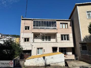 Kartal Hürriyet Mahallesi'nde Kiralık 3+1 Daire 1.katta