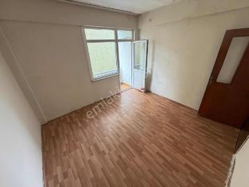 Kartal Orta Mah 2+1 75m2 Kiralık Daire Tadilat Yapılacaktır!