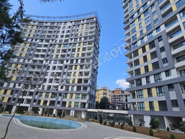 Kartal Orhantepe Flora Delüx Sitesi Satılık 3+1 Daire Ebeveyn Ba