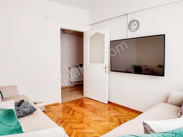 Kartal Orhantepe'de Kiracılı Getirili 3+1 115m², E 5 & Marmara