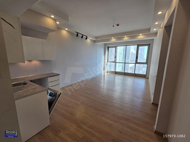 KARTAL METSAN NEXUS TOWER'DA DENİZ MANZARALI 14.KAT 1+1