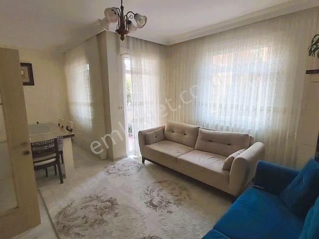 Kartal Soğanlık'ta 3+1 Salon 120 M² Temiz Masrafsız Daire
