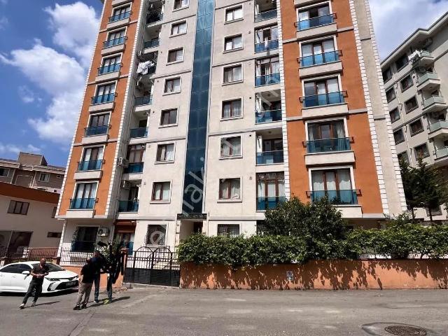 Kartalda Ultra Lüx Ebeveynli Kapalı Otoparklı Bütik Site 3+1