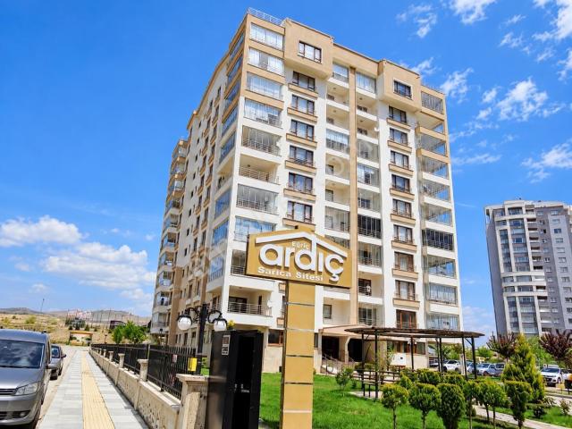 Kartal'dan Turgut Özal Geniş Ve Ferah 3+1 Kiralık Daire