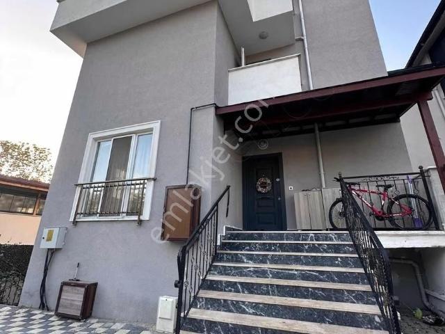 Kartepe Acısu'da Müstakil Tripleks Villa