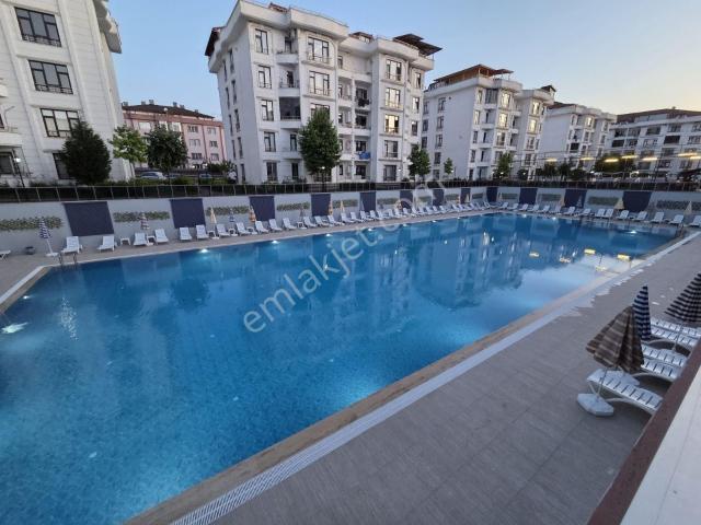 Kartepe Eşkioğlu Kardelen Sitesi Satılık 2+1 Arakat