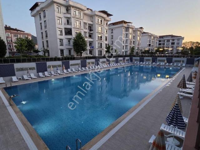 Kartepe Ekşioğlu Kardelen De Muhteşem Konumda 4+1 Çatı Dubleks