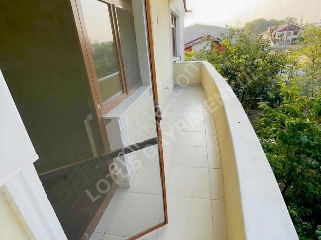 Kartepe Köseköy Mahallesi Müstakil Girişli Kiralık 5+1 Daire
