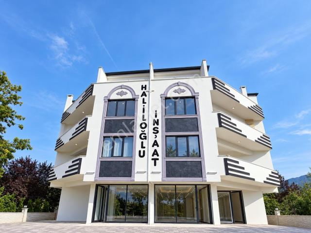 Kartepe Suadiye'de Doğa Manzaralı Satılık Sıfır 3+1 Daire