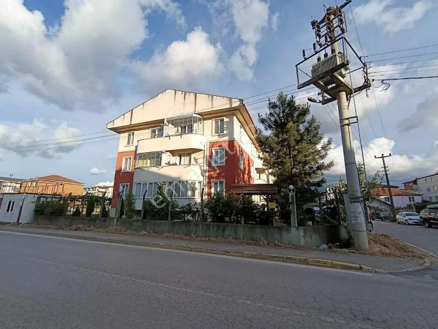Kartepe Uzunçiftlik Sudex Dorukkent Satılık Arakat 1+1 Kiracılı