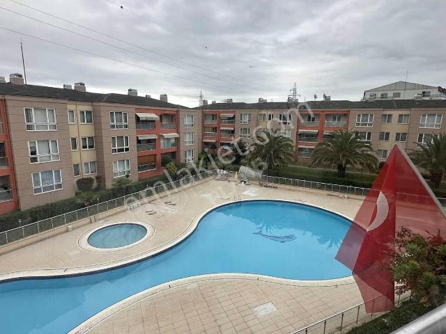 Kartepenin En Popüler Sitesinde Kiralık 3+1 Havuz Manzaralı