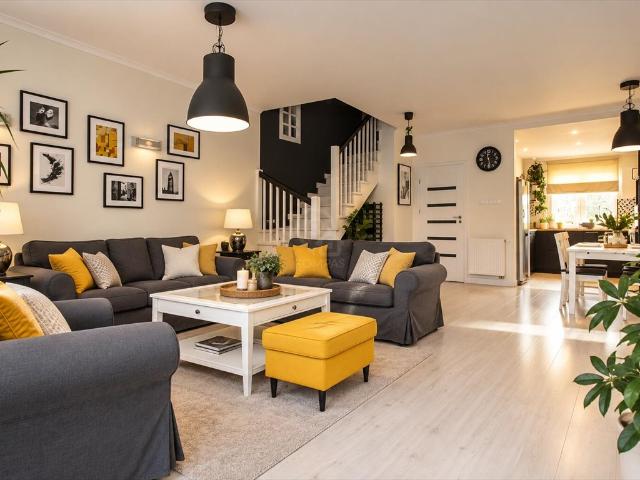 Karwiany, Wiosenna, 102,22 m2