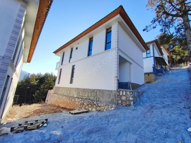 Kar Emlaktan Akçatekir Şıhlıda Satılık Ultra Lüks Dubleks Villa