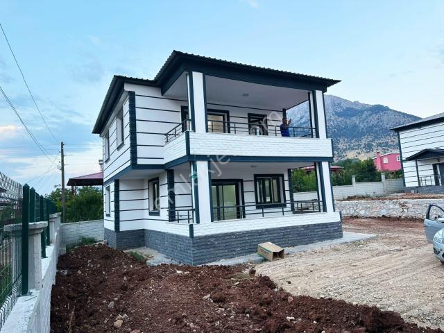 Kar Emlaktan Hamidiye Köyünde 4+1 Satılık Dubleks Villa