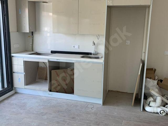 KARŞIYAKA DONANMACI MAHALLESİNDE AKILLI BİNADA 1+1