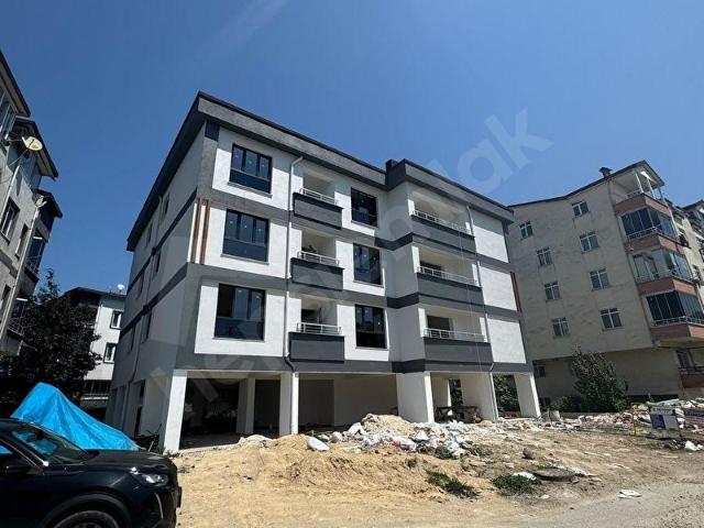 KARŞIYAKADA KAZELİ İNŞAATTAN SATILIK 2+1 DAİRE