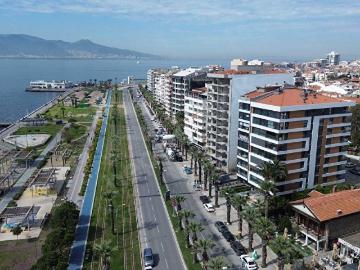 KARŞIYAKA'DA SATILIK 3+1 YALI DAIRESI
