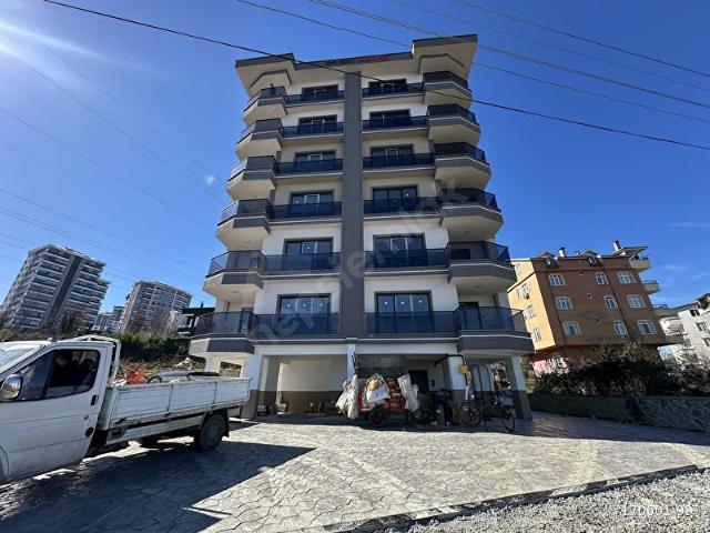 KARŞIYAKADA SIFIR 3+1 GENİŞ DAİRE!