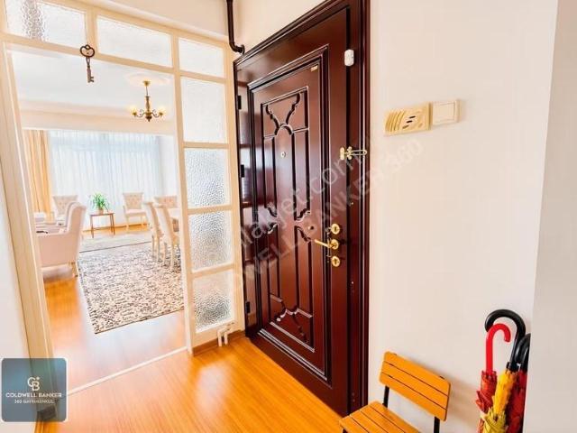 Karşıyaka Tersane Mah. 3+1 Tadilatlı Satılık Daire