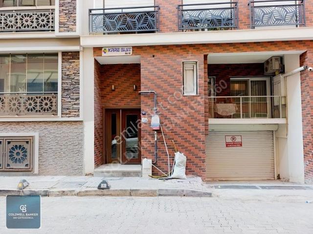 Karşıyaka Tersanede Yeni Binada Güneş Alan 1+1 Kiralık Daire