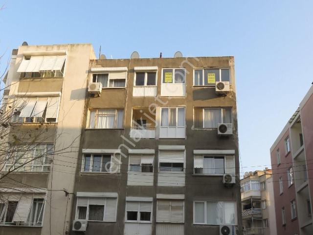 Karşıyaka Tuna Mahallesinde 2+1 Kiralık Daire