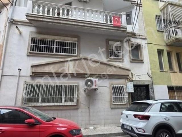 Karşıyaka Tuna Mahallesinde Sahil Yakını 2+1 Dubleks Daire