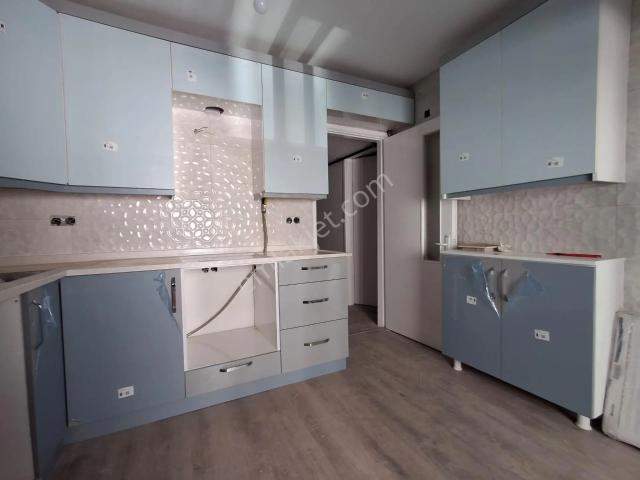 Karşıyaka Yalı Mah. Kiralık 2+1 Kapalı Mutfak D.gazlı Daire