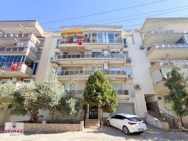 Karşıyaka Yalı Mahallesi Demirköprü De Kiralık 2+1 Bakımlı Daire