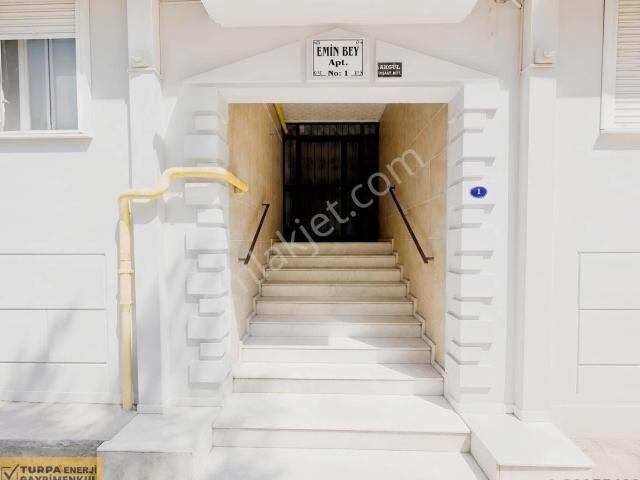 Karşıyaka Yalı Mahallesinde Satılık 3+1 Merkezi Ferah Daire