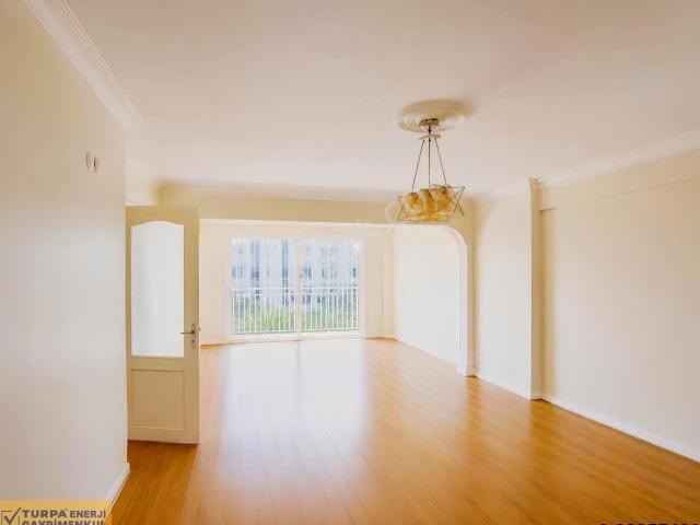 Karşıyaka Yalı Mahallesinde Satılık 3+1 Ters Dubleks Daire