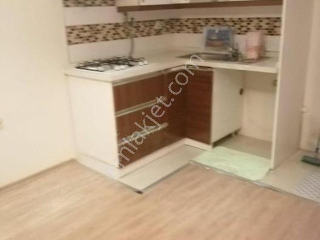 Karşıyaka Yalı Mahizban Yakını Kiralık 2+1 Daire