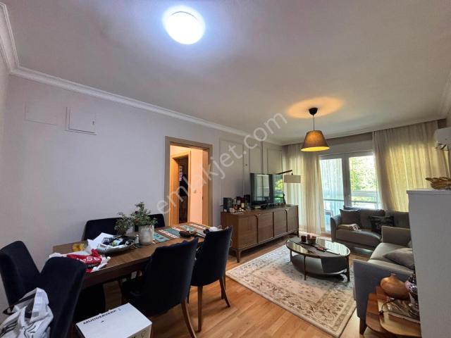 Karşıyaka Yüksek Vadi ‘de 1.kat 1+1 65m2 Güvenlikli Kiralık Daire