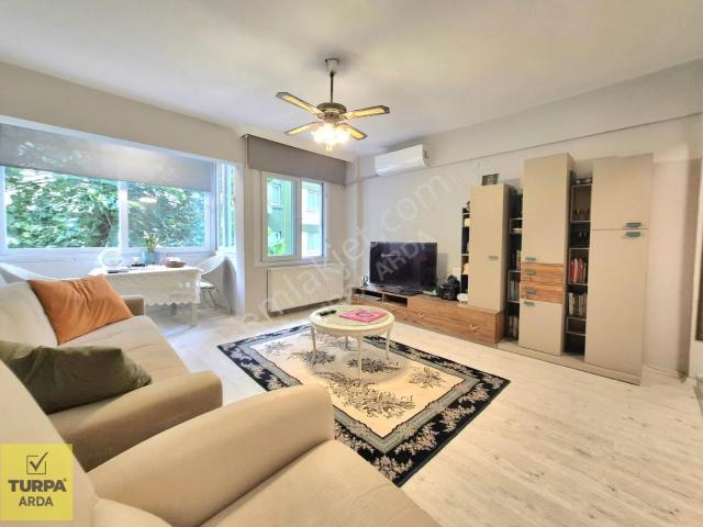 Karşıyaka Zübeyde Hanım Anıtı Yakını Ful Eşyalı D.gazlı 1+1 80m2