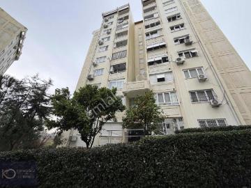 Karşıyaka Zübeyde Hanım'da Full Tadilatlı 2+1 K.mutfak Daire