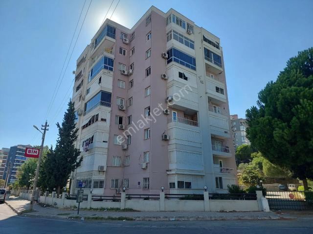 Karşıyaka Zübeyde Hnm Mah De Ara Kat D.gazlı Kiralık 3+1 Daire