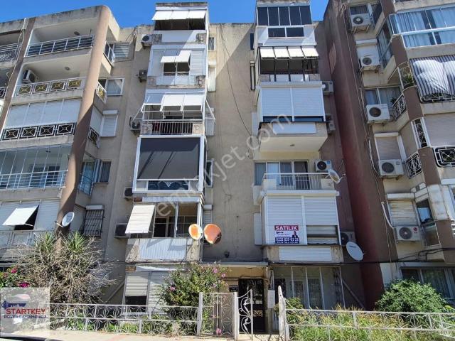 Karşıyaka Aksoy Mahallesi Satılık 3+1 Çift Cephe Daire