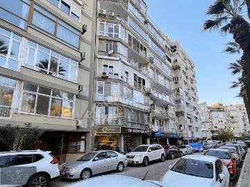 Karşıyaka Alaybey Tersane Satılık 2+1 Daire