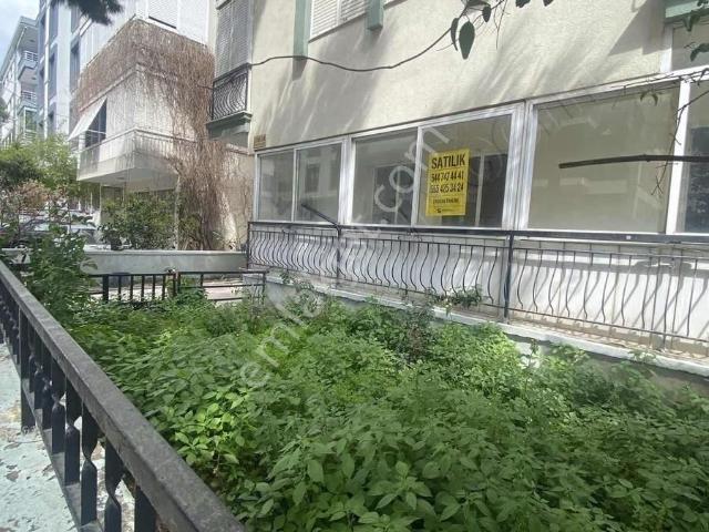 Karşyaka Alaybey'de İzbana Çarşıya Yakın 2+1 Satılık Daire