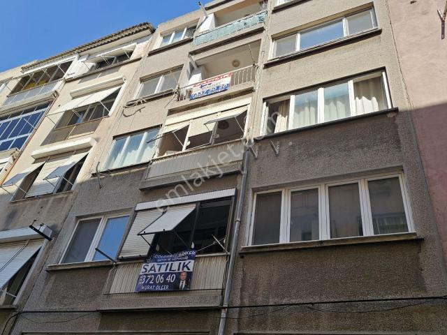 Karşıyaka Alaybeyde Satılık 2+1 Daire