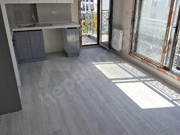 Karşıyaka Bahçelievler Sıfır 2+1 Kiralık Daire