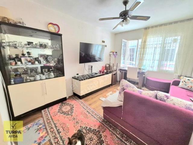 Karşıyaka Bahariye Yüksek Zemin Doğalgazlı Özel Bahçeli 2+1 90m2