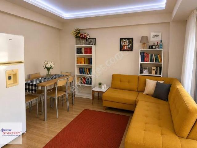 Karşıyaka Cemil Akyüz Ortaokulu Karşısı Satılık 1+1 Daire