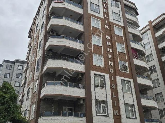 Karşıyaka Da Kiralık Lüx 185 M2 3+1 Daire